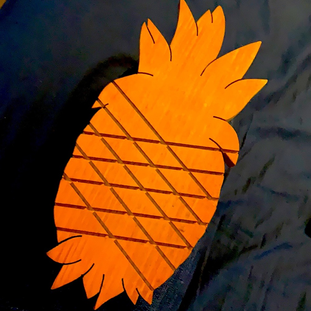 Pineapple wood carving decor